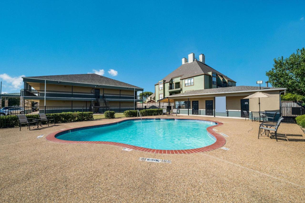 Quality Inn & Suites Garland - East Dallas Luaran gambar