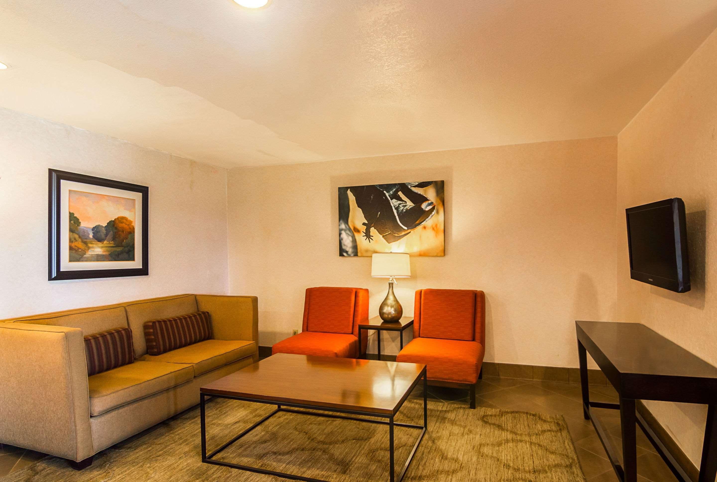 Quality Inn & Suites Garland - East Dallas Luaran gambar